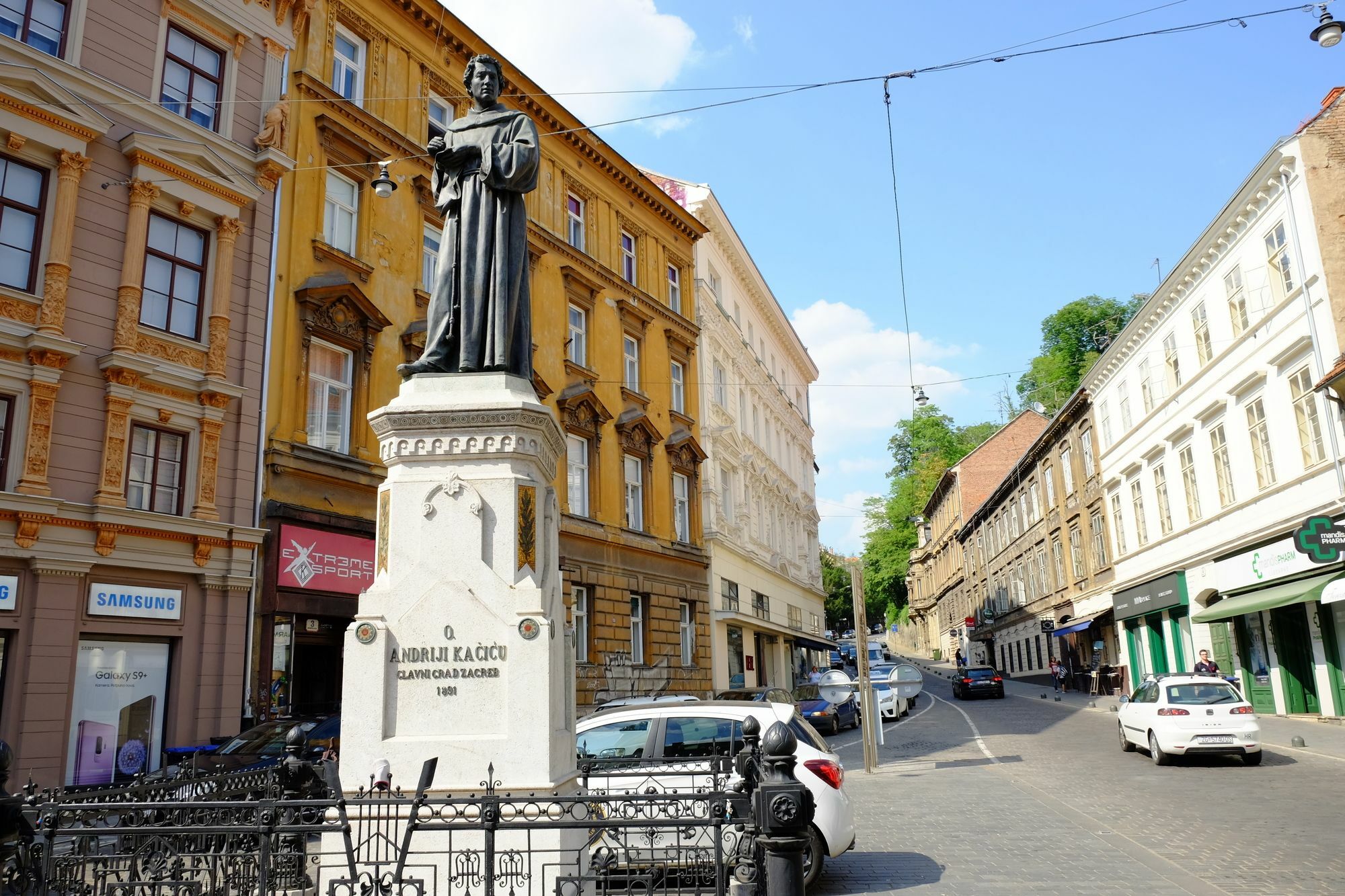 Lovecroatia Zagreb - 'Pax Nest' ภายนอก รูปภาพ